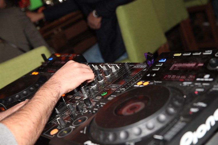Fertil Pub on Saturday Night